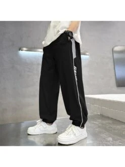 Vertical Mid-rise Baggy Boy Pants